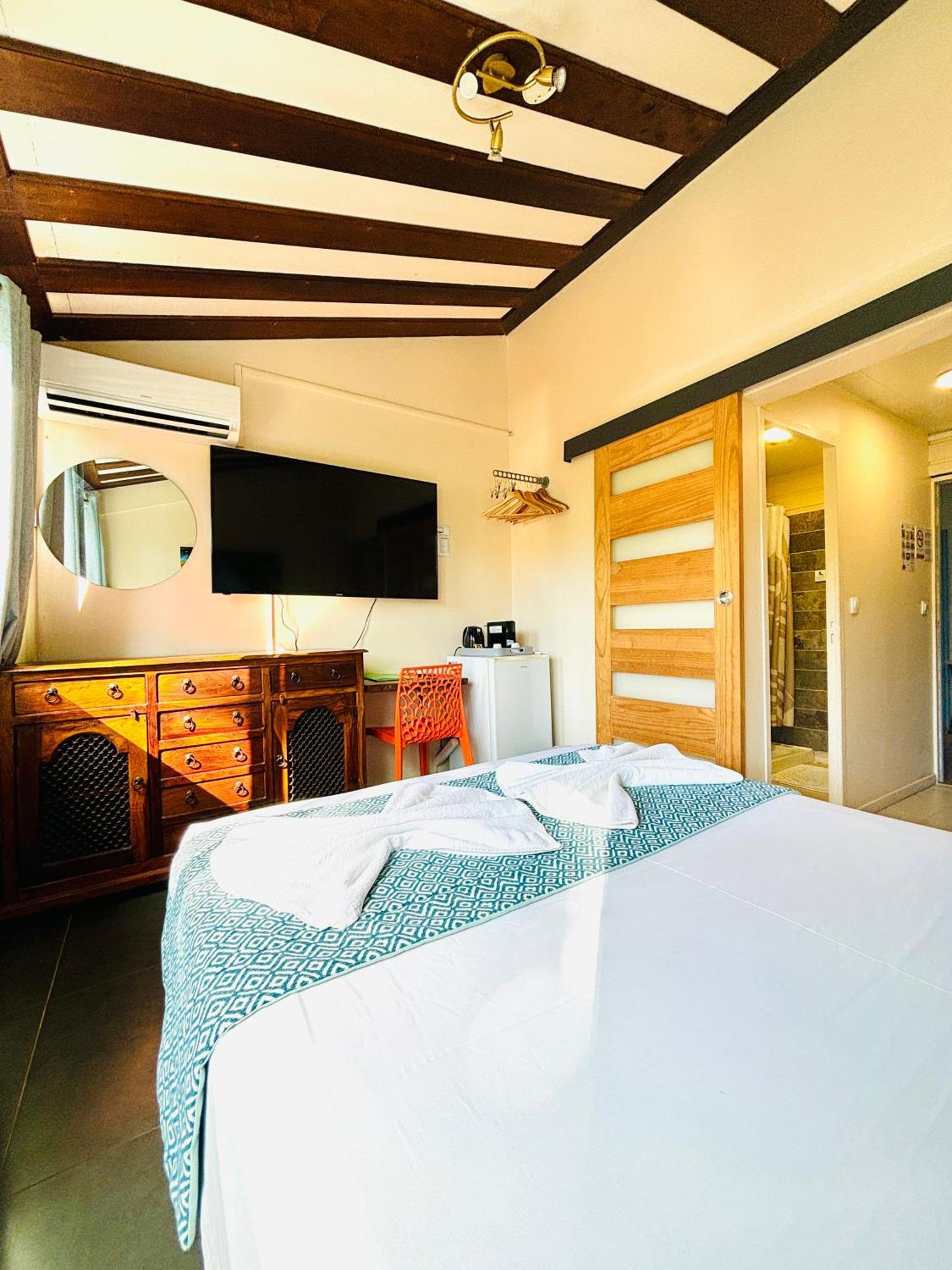 Hotel Coco Island Сен-Жиль-ле-Бен Екстер'єр фото
