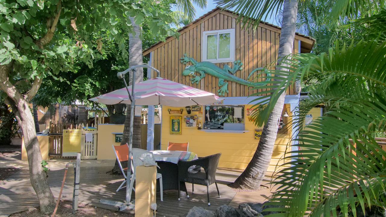 Hotel Coco Island Сен-Жиль-ле-Бен Екстер'єр фото